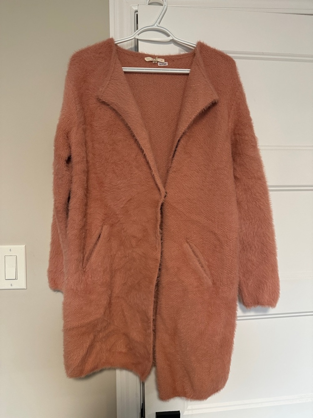 S/M Cozy Fuzzy Open-Front Coatigan in Dusty Rose